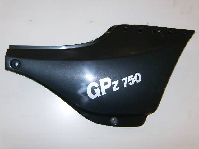KAWASAKI GPZ750 Tapa Lateral Derecha Gris