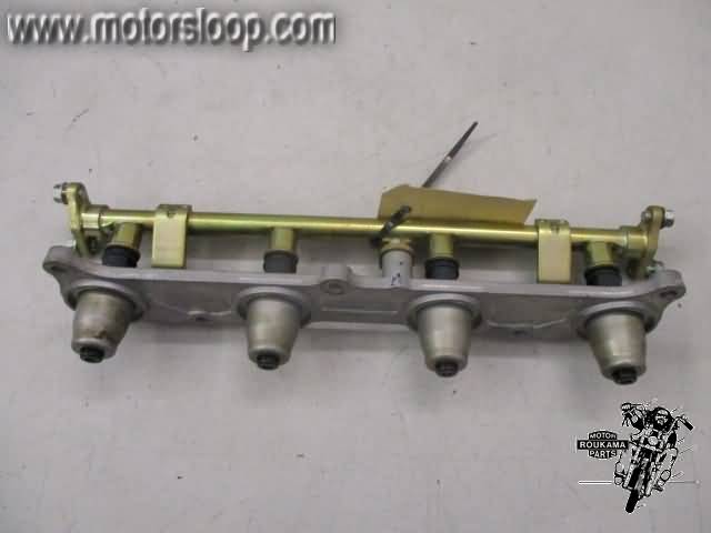 Honda CBR600RR (PC37) Injectoren met fuelrail (secondary)