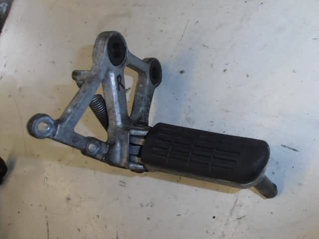 Honda CBR750(RC27) Bracket with peg front right