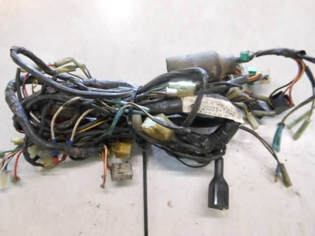 Kawasaki GPZ900R(A1-A6) Cables principal 26001-1740