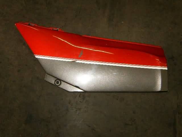 Kawasaki GPX600R Zijkap links rood zilver