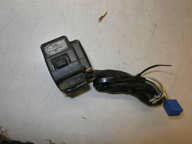 Suzuki GS650G Handlebar switch left 37400-45920