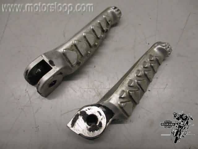 Aprilia RST1000(PW003) Voetsteps voor