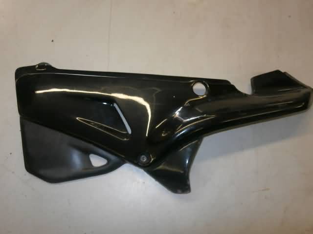 Aprilia Pegaso 650 Zijkap links achter zwart