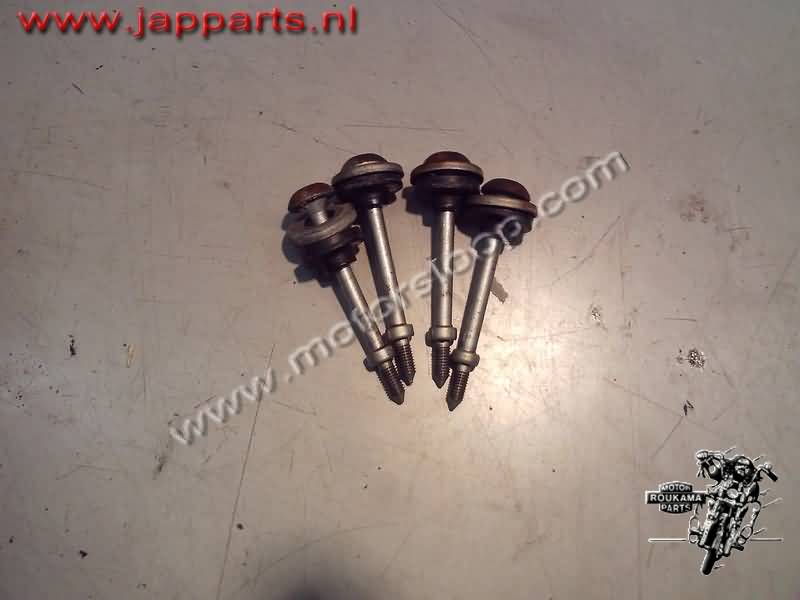 BMW R850RT Klepdekselbouten