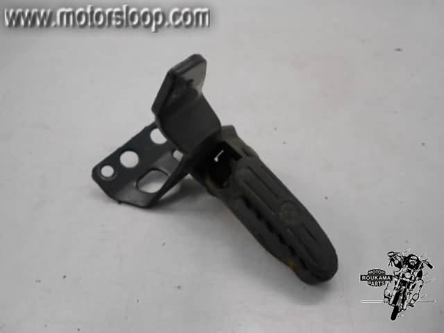 BMW F650GS(0176) Voetstep rechts voor