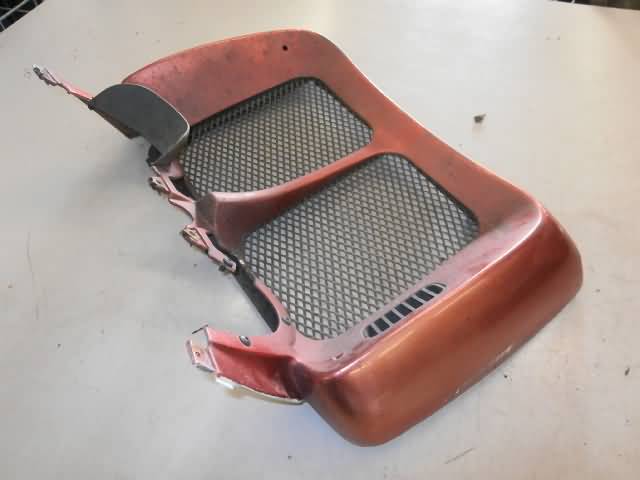 BMW K100LT Radiateurkap rood
