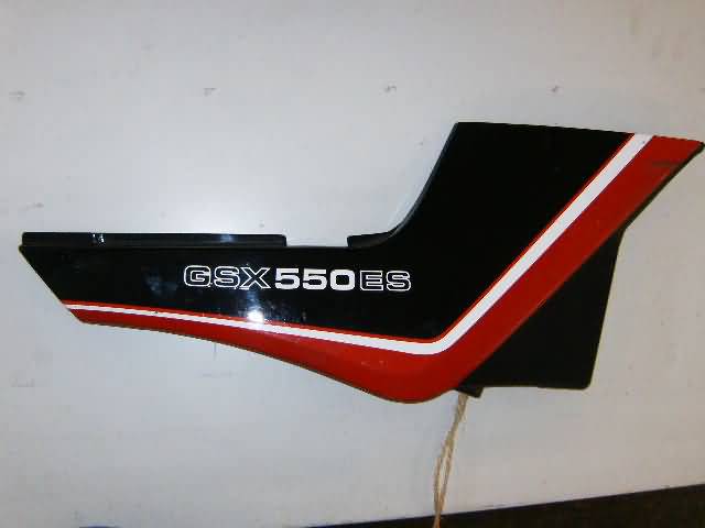 SUZUKI GSX550ES Side Panel Right Black