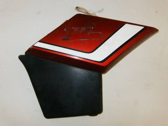 YAMAHA XZ550 Zijkap Rechts Rood