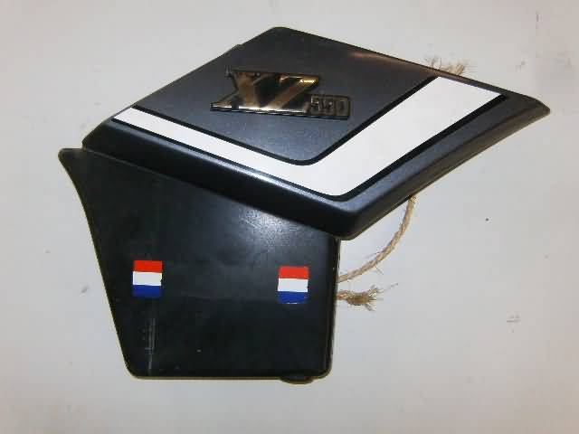 YAMAHA XZ550 Zijkap Rechts Zilver