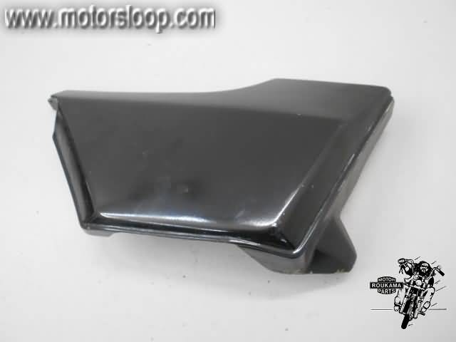 Honda CB400N Zijkap rechts zwart