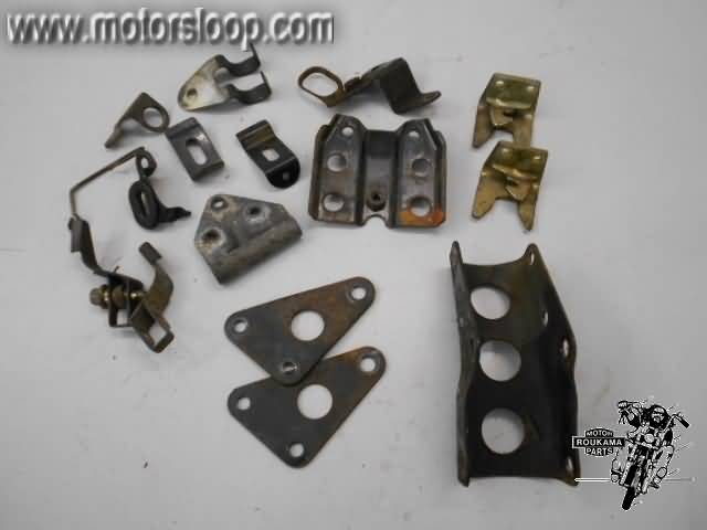 Honda CB400N Diverse metalen beugels