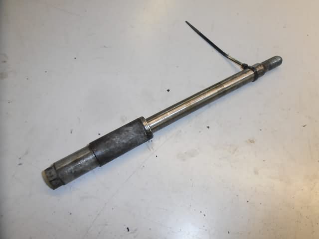 Honda CMX450C Voorwiel as 44301-MM2-670