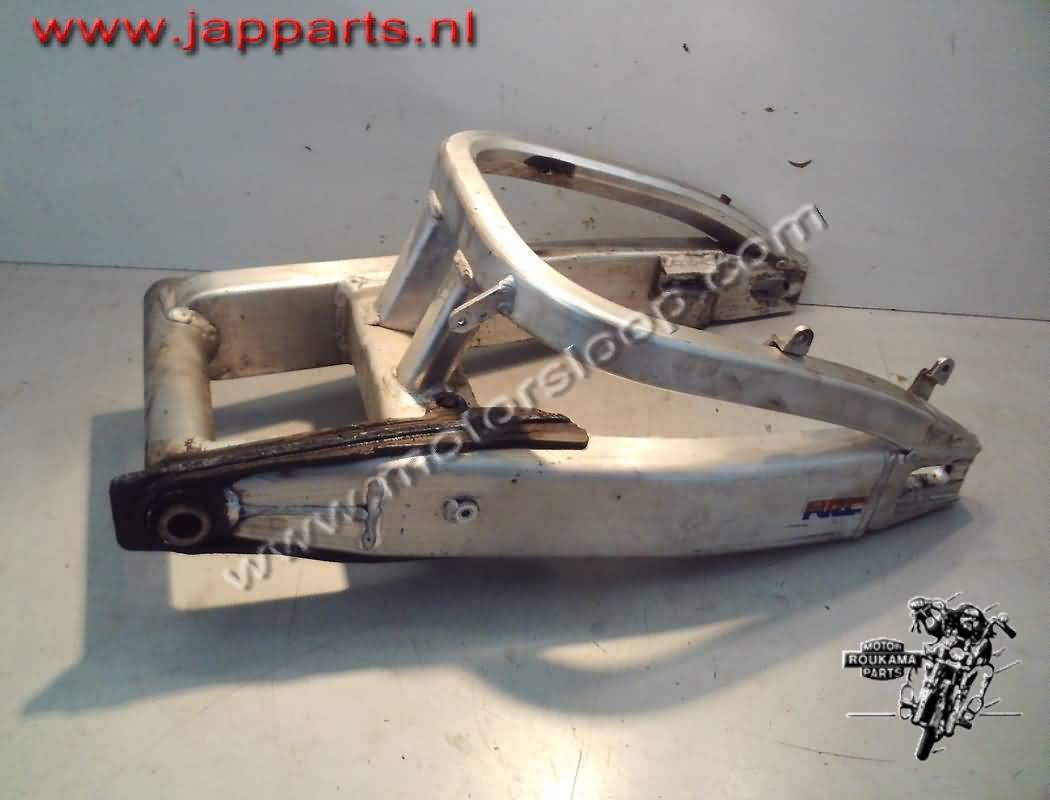 Honda CBR900RR(SC33) Basculante