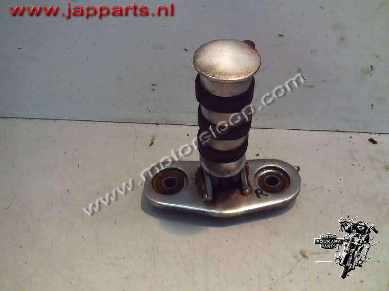 Honda VT750C(RC44) Voetstep rechts voor