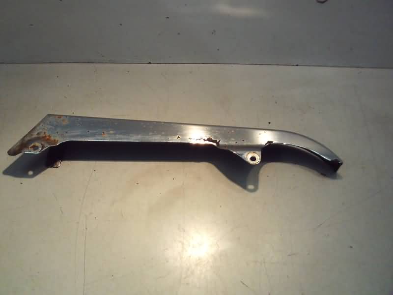 Honda VT750C(RC44)Chain guard