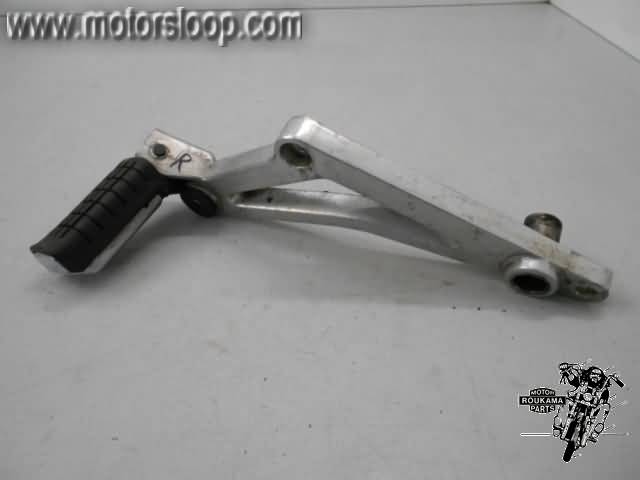 Honda CB550SC(PC09) Voetstep met houder rechts achter