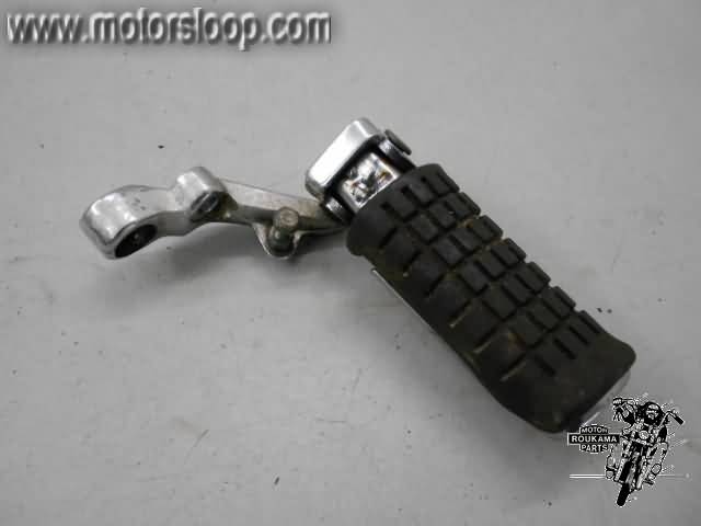 Honda CB550SC(PC09) Voetstep rechts voor