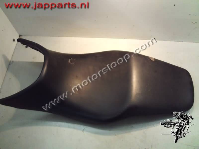 Honda CB900F(SC48) Zadel