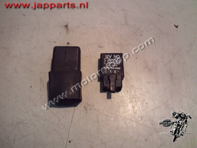 Honda CB900F(SC48) Relais 1