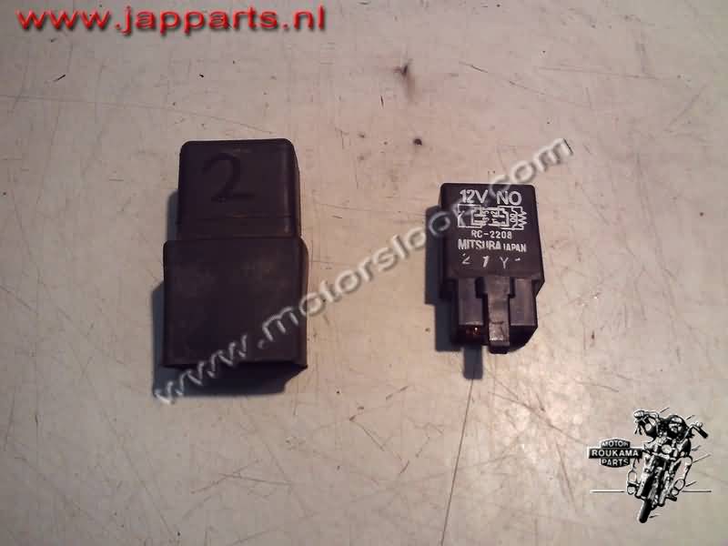 Honda CB900F(SC48) Relay 2