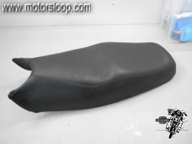 Honda NTV650(RC33) Zadel