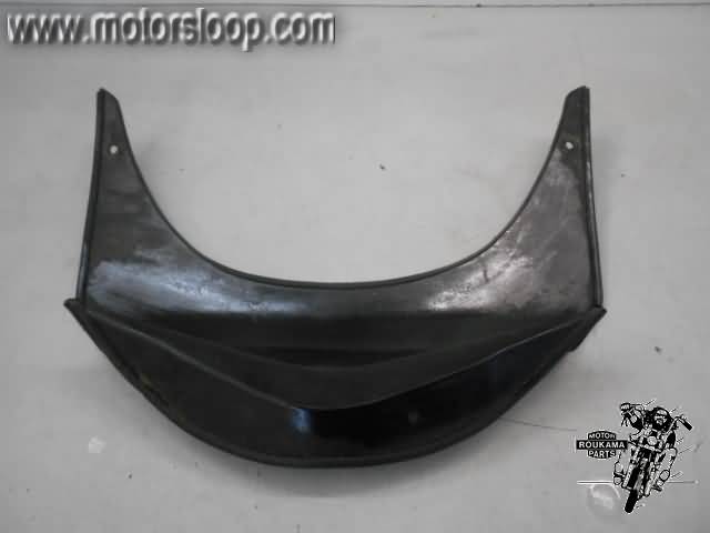 Honda NT650V(RC47) Kapje onder ruit