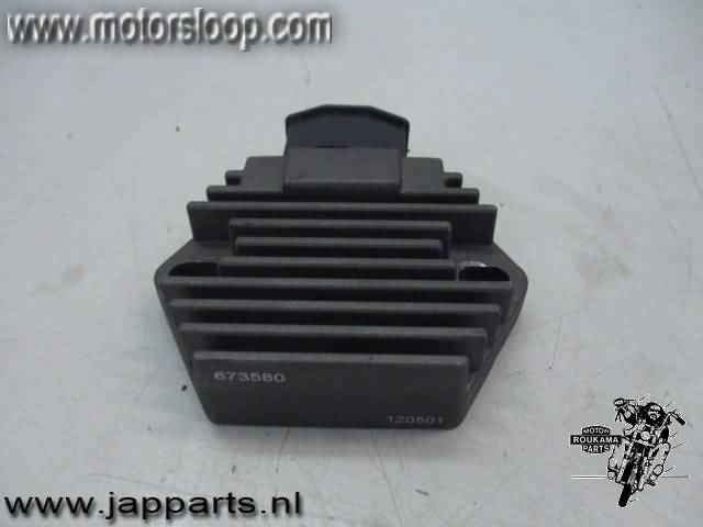 Honda CBR600F(PC35) Regulador