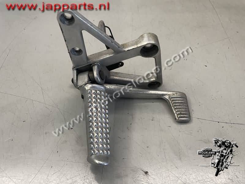Honda VFR750(RC24) Voetstep met houder rechts voor