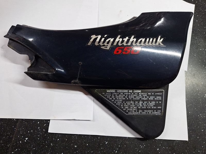 Honda CB650SC(RC13) Zijkap rechts blauw