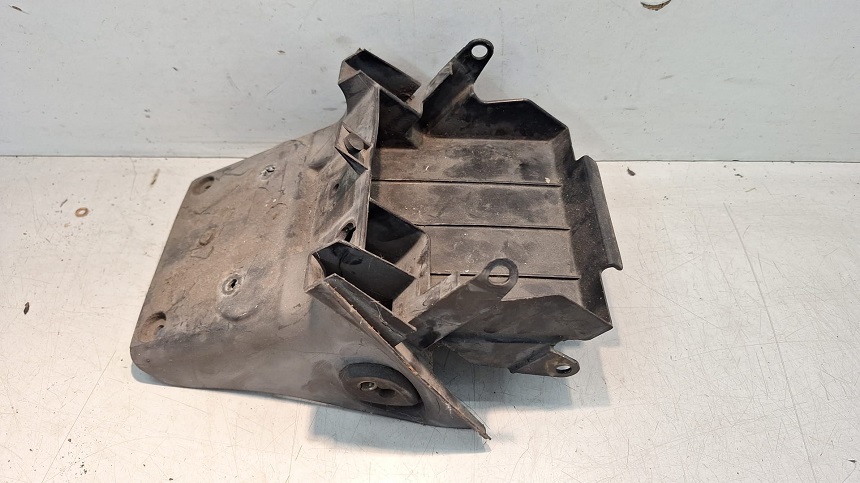 Honda NTV650(RC33) Rear fender