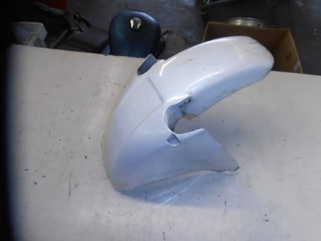 Honda CBR600F(PC23) Voorspatbord wit 1