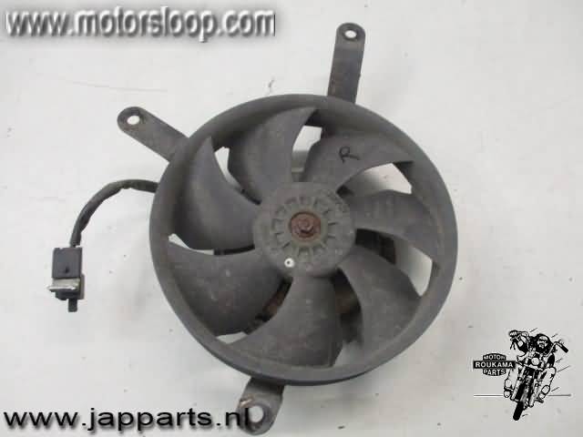 Honda ST1300 (SC51A) Ventilador derecha