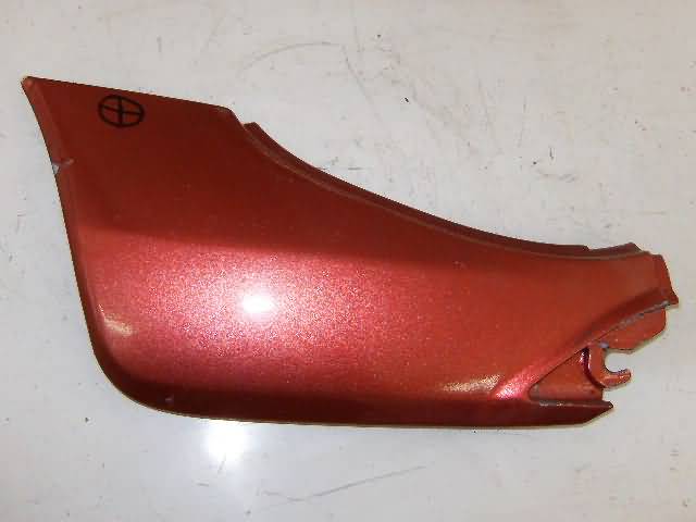 Honda CB650SC(RC13) Sidepanel Left Red