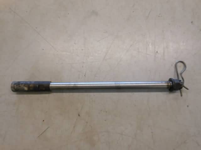 Honda CX500C(PC01) Voorwiel as