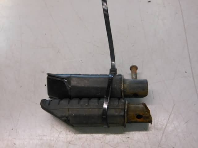 Honda CBR1000F(SC24) Voetsteps achter