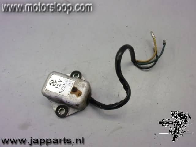 Honda CB350K Spanningsregelaar