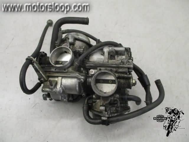 Honda PC800(RC34) Carburateurs
