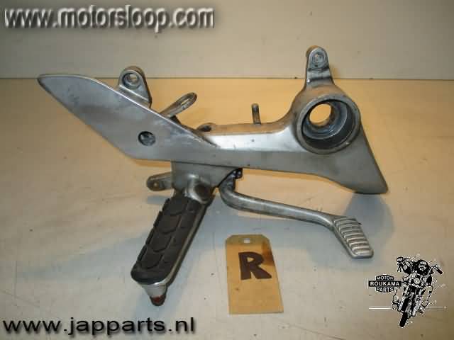 Honda VFR800FI(RC46) Voetsteun bracket compleet