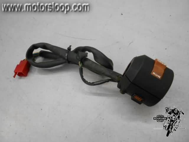 Honda VF750F(RC15) Handlebar switch right