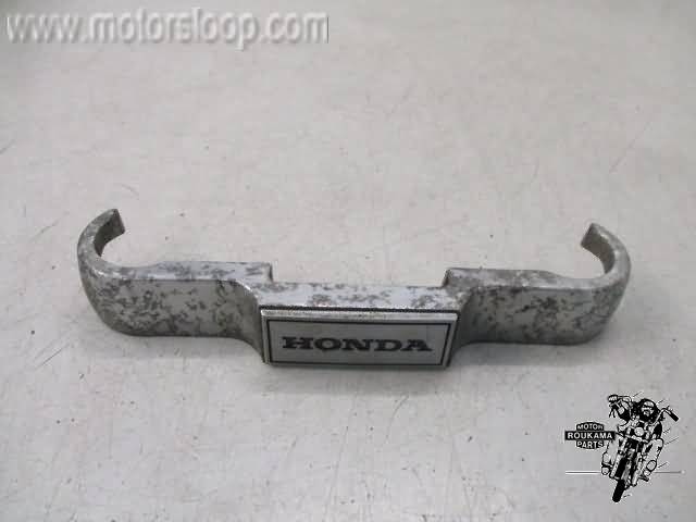 Honda VF700C & VF750C Voorvork sierplaatje