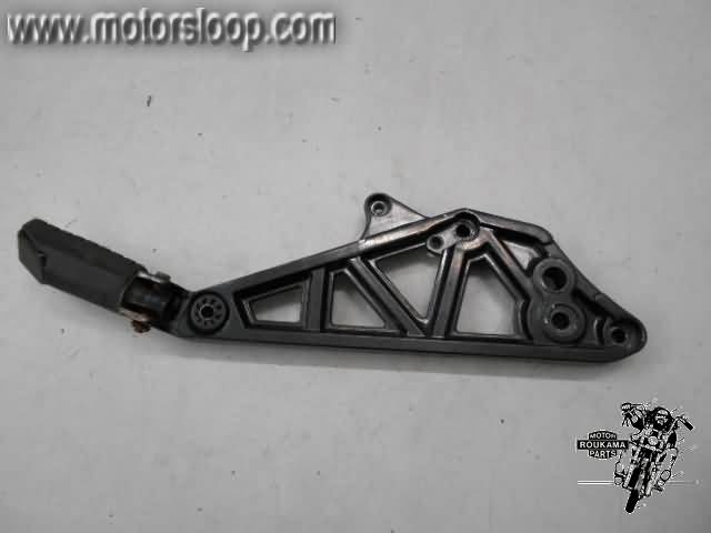 Honda VF500F(PC12) Footpeg bracket right 50600-MF2-000