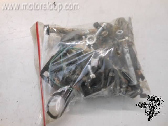 Honda CB250N Bolsa tornillos