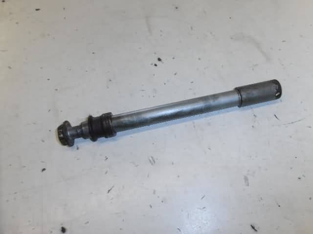 Honda CBR750(RC27) Frontwheel axle
