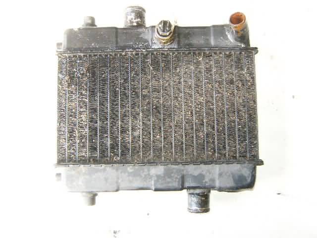 Honda VF1000F Radiateur 1 19050-MB6-003