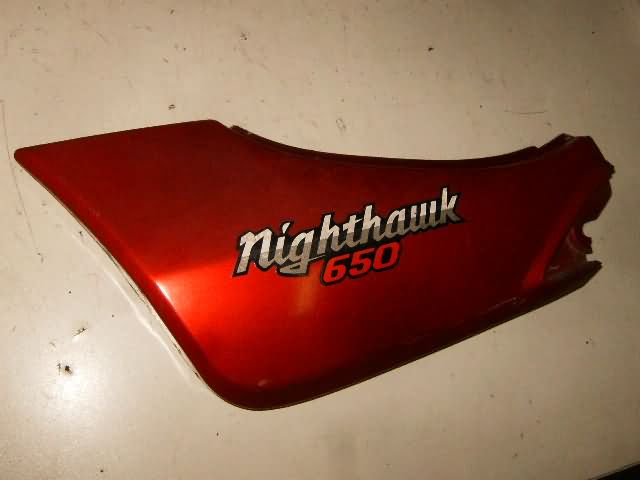 Honda CB650SC(RC13) Tapa lateral izquierda roja