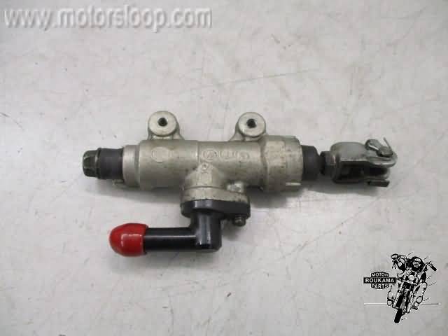 Honda CB-1(NC27) Rear brake mastercylinder