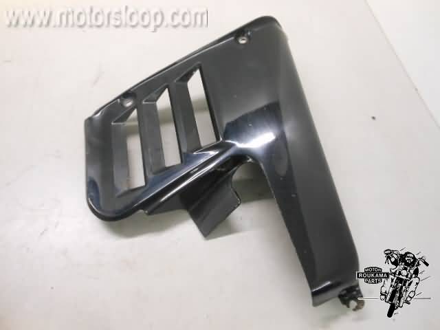 Honda GL1100D(SC02) Carenado inferior derecha