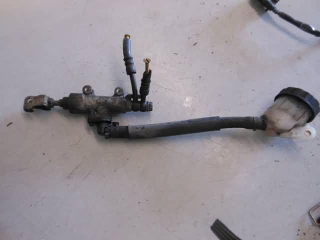 Honda CBR1000(SC24) Rear brake mastercylinder 43500-MZ2-006