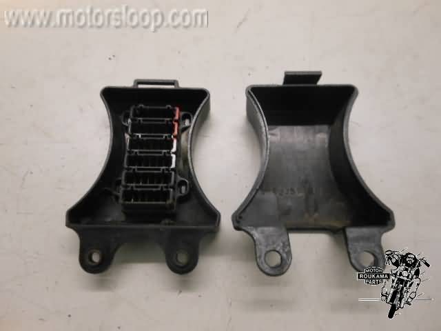 Honda VT1100C(SC18) Zekeringhouder 32451-MG8-000 & 32450-MG8-003